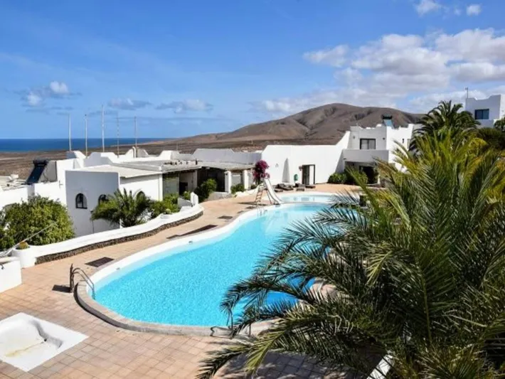 Apartamento de vacaciones para 4 personas, con piscina y vistas además de jardín y piscina para niños, Se admiten mascotas - 1