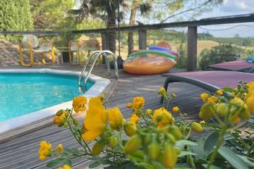 Gîte pour 4 personnes, avec piscine, animaux acceptés à Beaugas