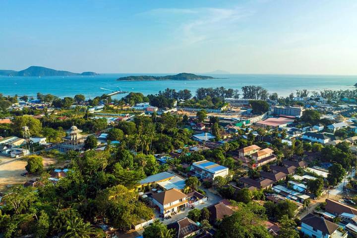 Hôtel pour 3 personnes, avec jardin ainsi que piscine et vue, adapté aux familles