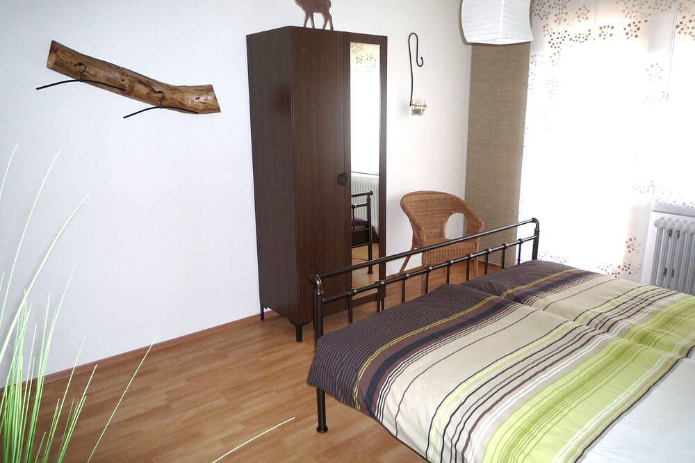 Ganze Wohnung, 4**** Ferienwohnung \"Kellerwald\" direkt am Nationalpark Kellerwald-Edersee in Altenlotheim, Frankenau