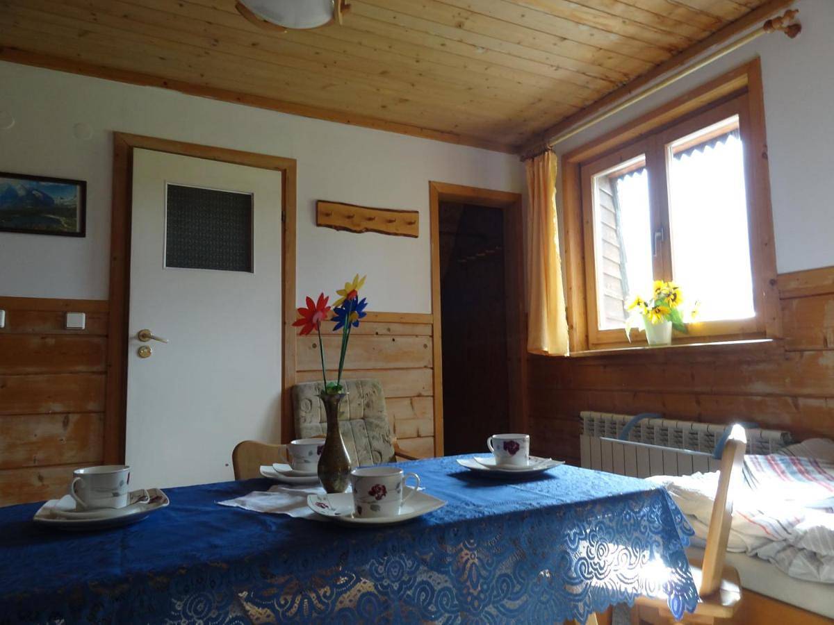 Cały apartament wypoczynkowy, Pokoje Gościnne i Duży Domek Camp Harenda Zakopane z epickim widokiem na Tatry i Giewont in Poronin, Karpaty (Polska)