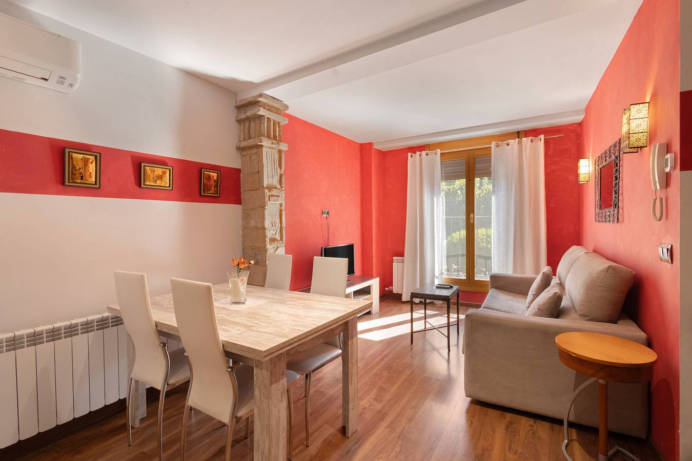 Apartamento entero, Apartamento 'Apartamento Rica' con terraza privada, Wi-Fi y aire acondicionado in Daroca, Provincia de Zaragoza