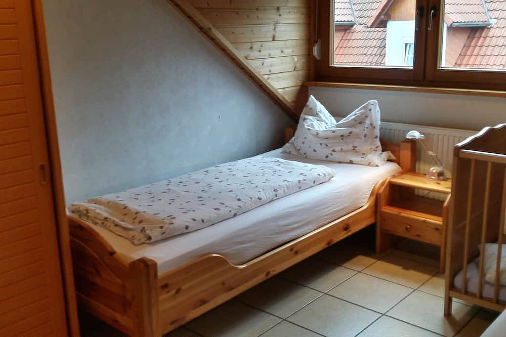 Ganze Wohnung, Landhof Rothenberg Fewo 1 mit 3 Schlafzimmern, Wohnzimmer, Küche, Bad u. Wc in Oberzent, Odenwaldkreis