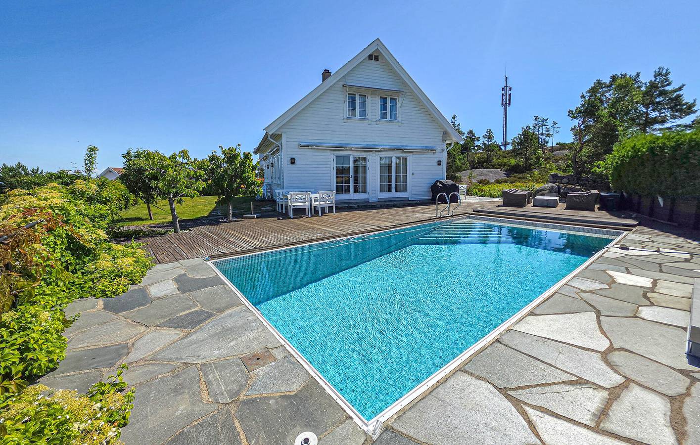 Ferienhaus für 8 Personen mit Garten in Kragerø