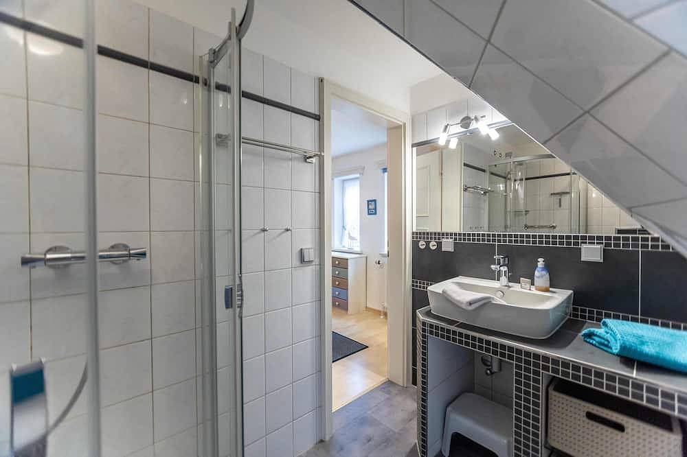 Ganze Wohnung, Kinderfreundlich und allergikergerecht, nur 150 Meter bis zum Strand in Wyk auf Föhr (Stadt), Wyk auf Föhr