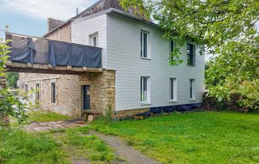Cottage pour 4 personnes, avec jardin à Saint-Évarzec