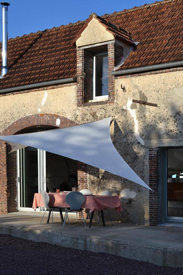 Gîte pour 6 personnes, avec jardin et terrasse, animaux acceptés à Manou