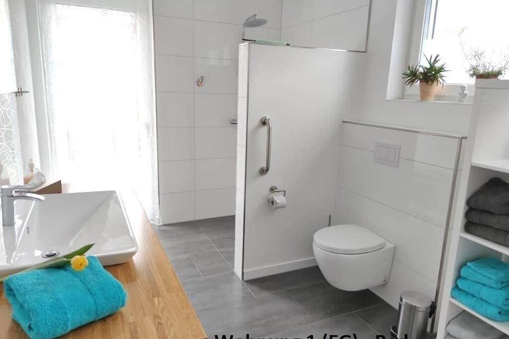 Ganze Wohnung, 92qm-große Ferienwohnung mit Terrasse in Muhr am See, Fränkisches Seenland