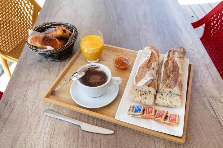 Location de vacances pour 5 personnes, avec terrasse et piscine à Aubagne - 3