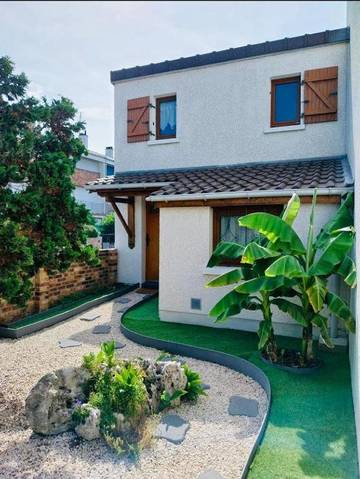 Gîte pour 4 personnes, avec vue et terrasse à Montigny-le-Bretonneux