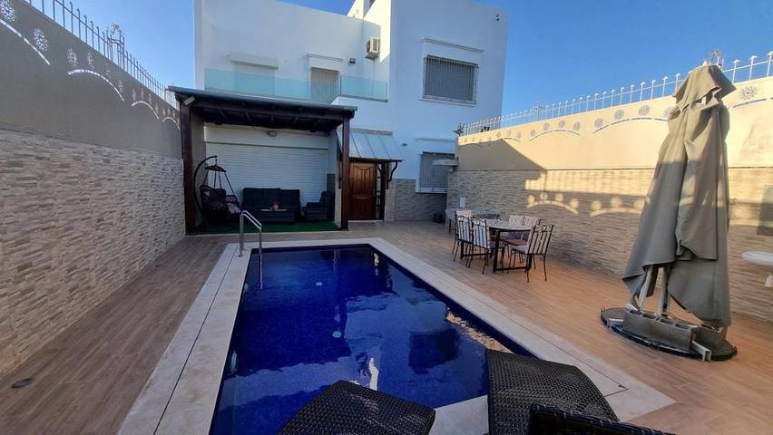 Maison de vacances pour 6 personnes, avec vue et balcon ainsi que piscine et sauna