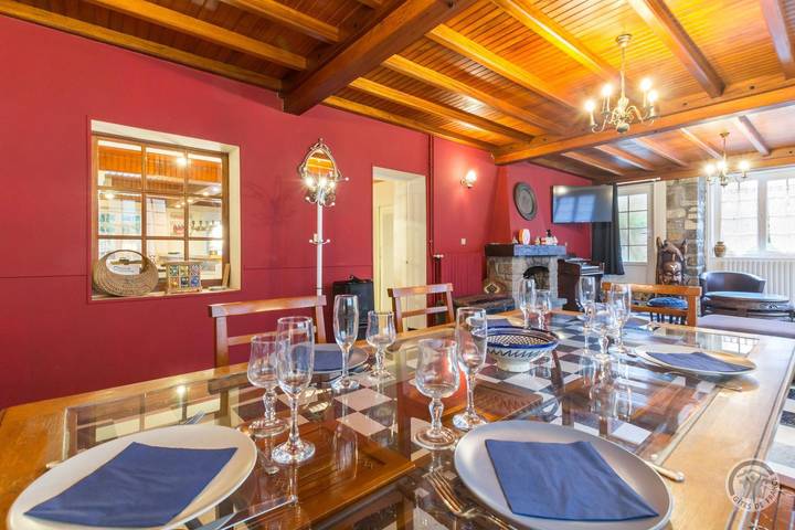 Gîte pour 6 personnes, avec terrasse, animaux acceptés à Le Vast - 3