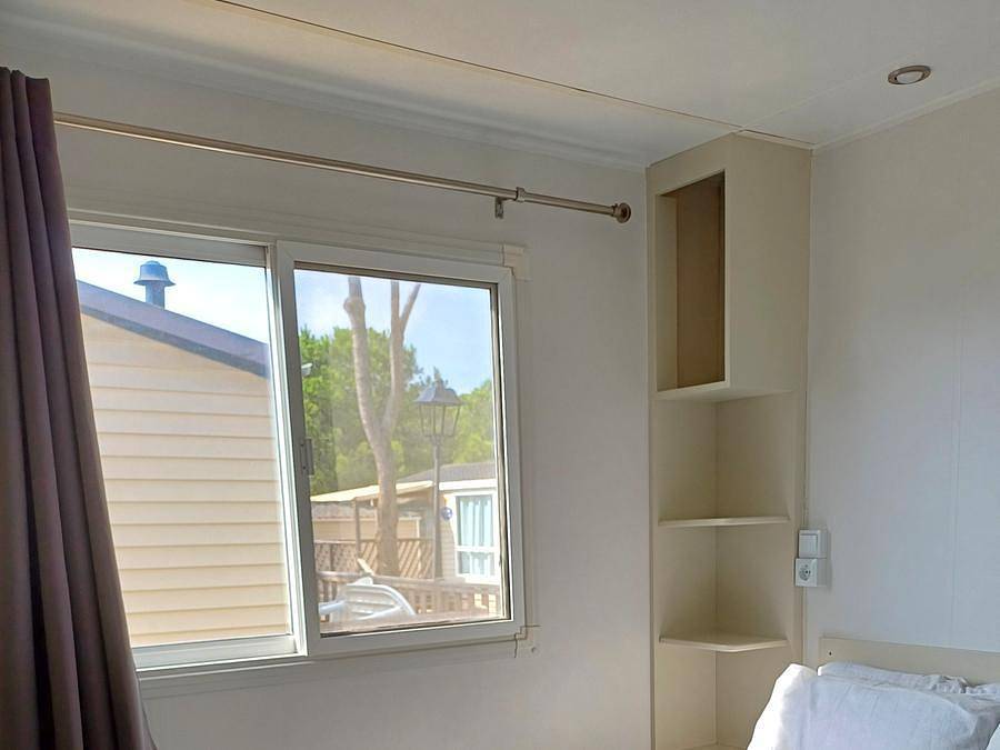 Camping Calella de Palafrugell - Mobile home 4 persons - 2 bedrooms - sleeps 4 Clim in Calella de Palafrugell, Palafrugell