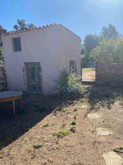 Appartement entier, Three-Bedroom Apartment in Piana, Région d'Ajaccio