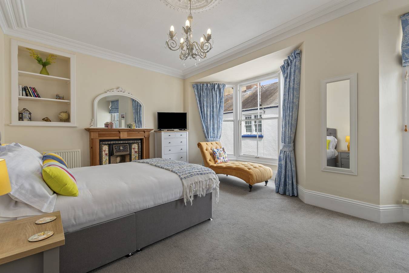 Lan Y Mor - Close to Town and Beach in Tenby, Pembrokeshire