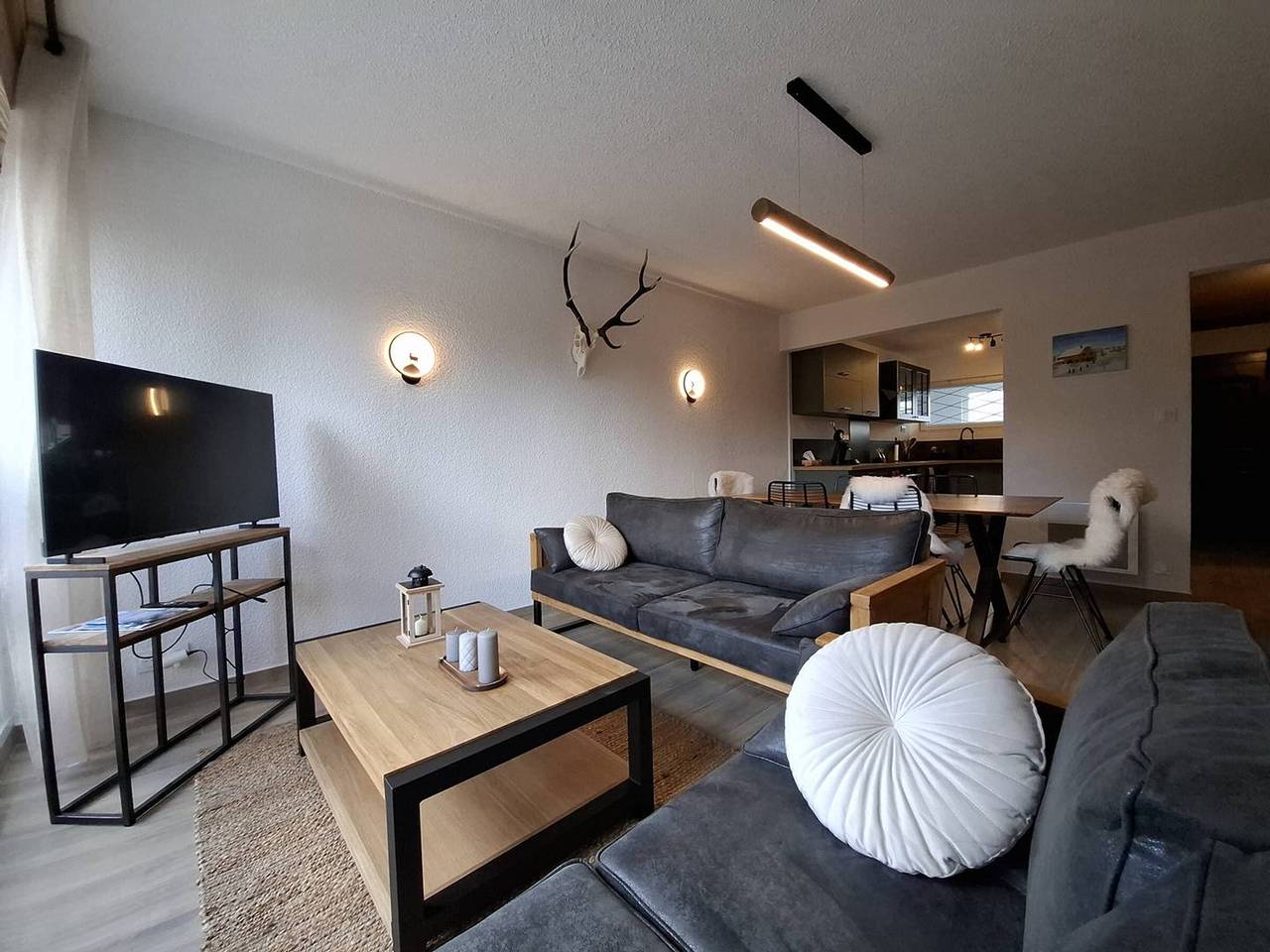 Ganze Wohnung, Helles T2-Kabine mit Terrasse, nahe Geschäfte und Pisten in Bolquère, Parc naturel régional des Pyrénées catalanes
