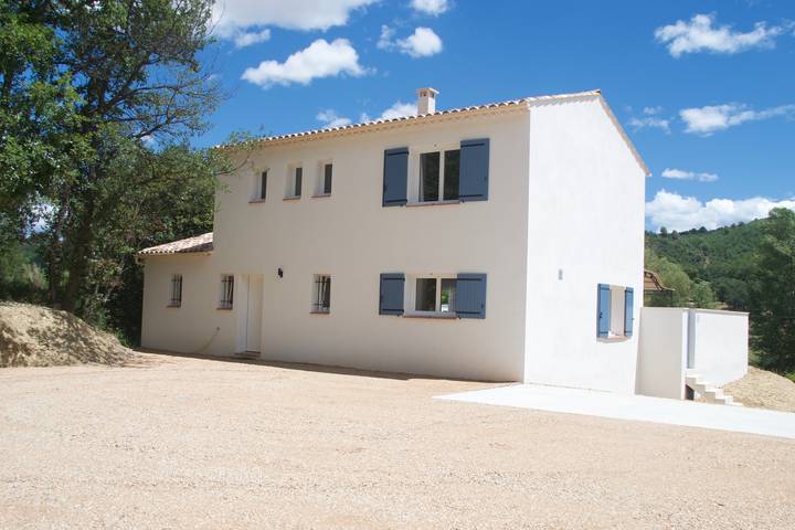 Gîte pour 10 personnes, avec piscine à Allemagne-en-Provence - 2
