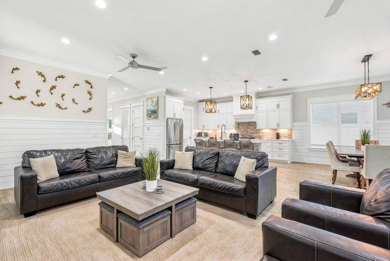 Downtime Laguna Dunes   Upscale Beach House for 16 in Gulf Resort Beach, Emerald Coast