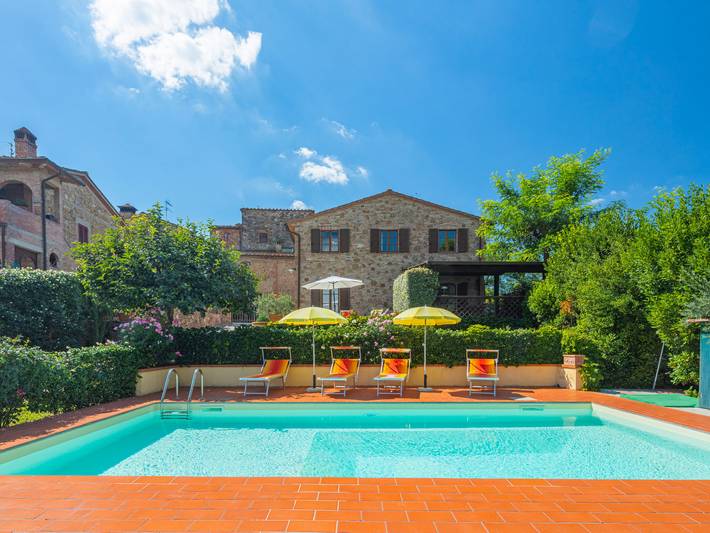 Casa vacanza per 10 persone a Gambassi Terme