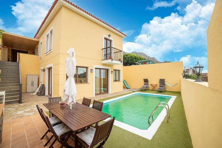 Ferienhaus für 4 Personen, mit Pool und Terrasse sowie Garten - 1