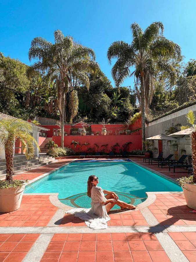 Pousadas para 2 pessoas, com sauna e piscina e ainda jardim em Petrópolis