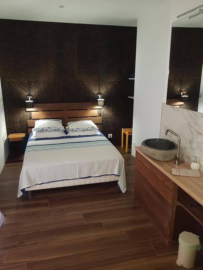 Chambre d’hôte pour 2 personnes, avec Terrasse ainsi que Jardin et Vue à Bonifacio