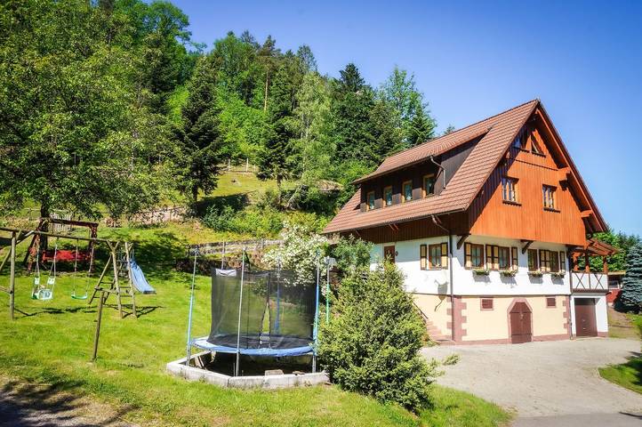 Ferienwohnung für 4 Personen, mit Balkon und Garten