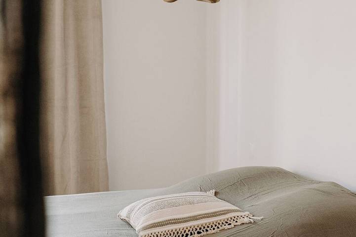 Gîte pour 2 personnes, avec terrasse dans Plage Du Men Armor - 2