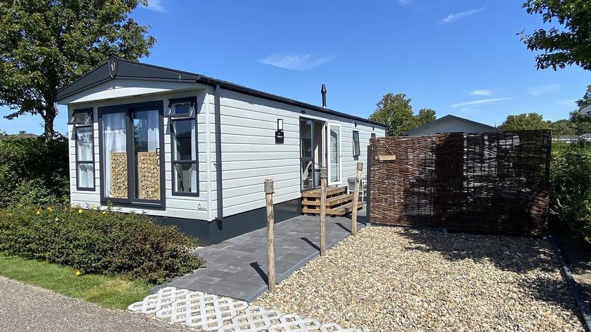 Chalet voor 5 personen, met balkon/terras en terras in Renesse
