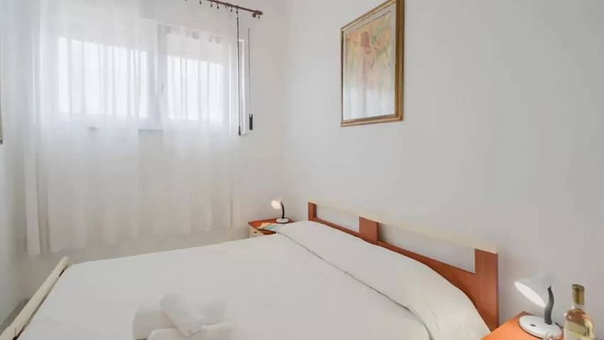 Gîte pour 5 personnes, avec terrasse à Porto Torres - 4