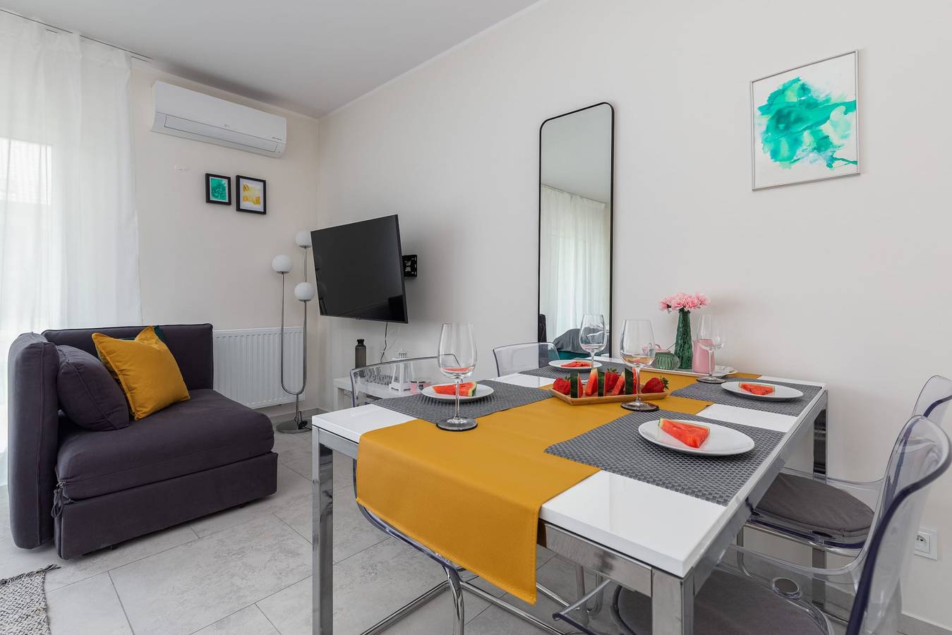 Ganze Ferienwohnung, Modern Studio | Terrace, Parking, 280 m to the Beach in Niechorze, Powiat gryficki