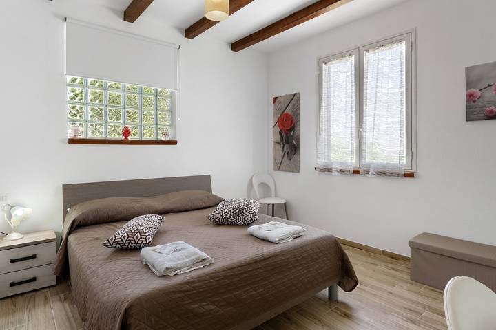 New Life Villalba Resort - Room '101' with Shared Terrace, Wi-Fi and Air Conditioning in Villalba, Caltanissetta Province