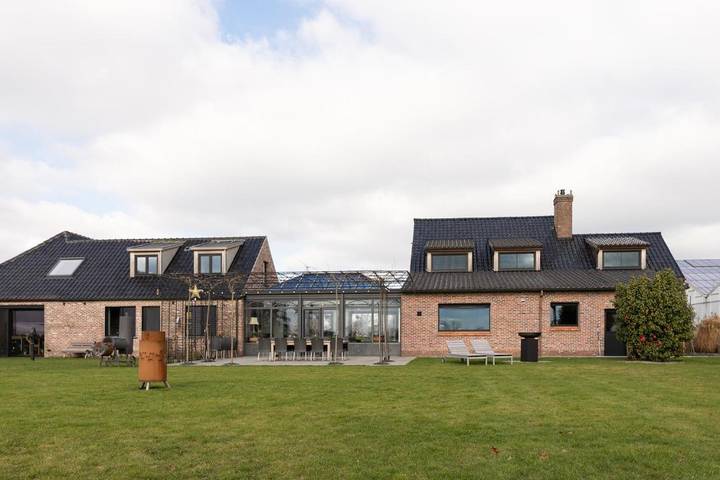 Ferienhaus für 8 Personen, mit Garten und Terrasse