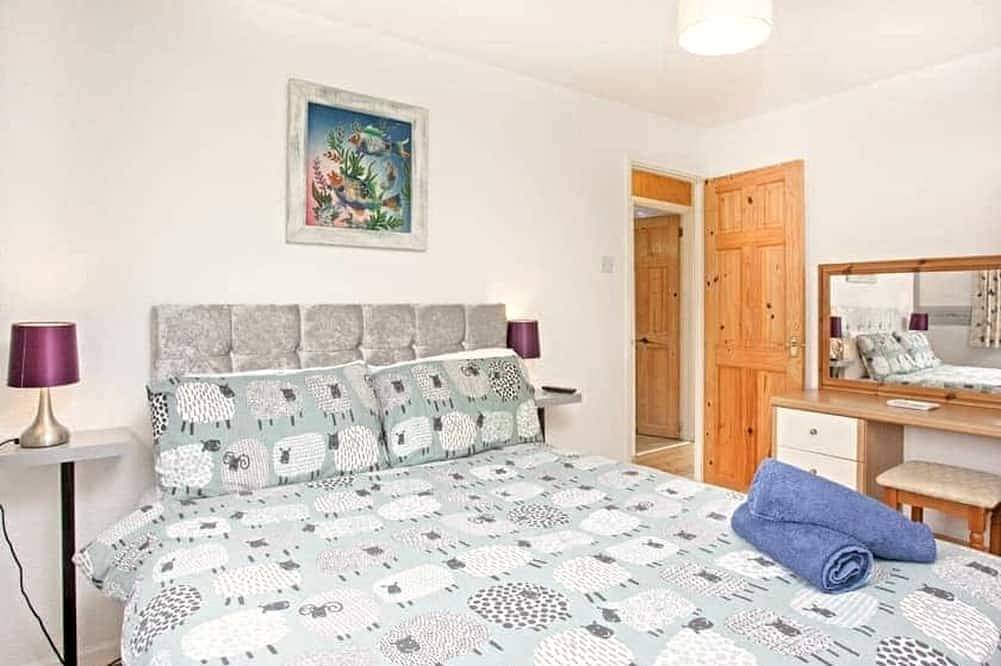 Beaches, 2 Bedroom Chalet On the 4*Welcome Holiday Park, Dawlish Warren, Devon in Dawlish Warren, Dawlish