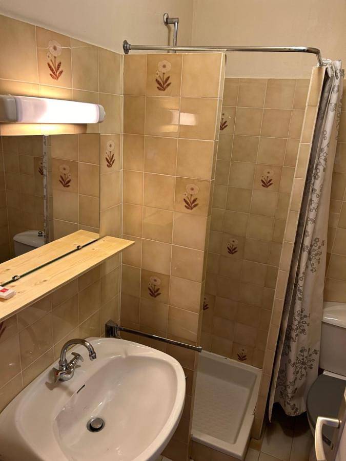 Hôtel pour 2 personnes, avec vue et balcon à Le Biot - 3