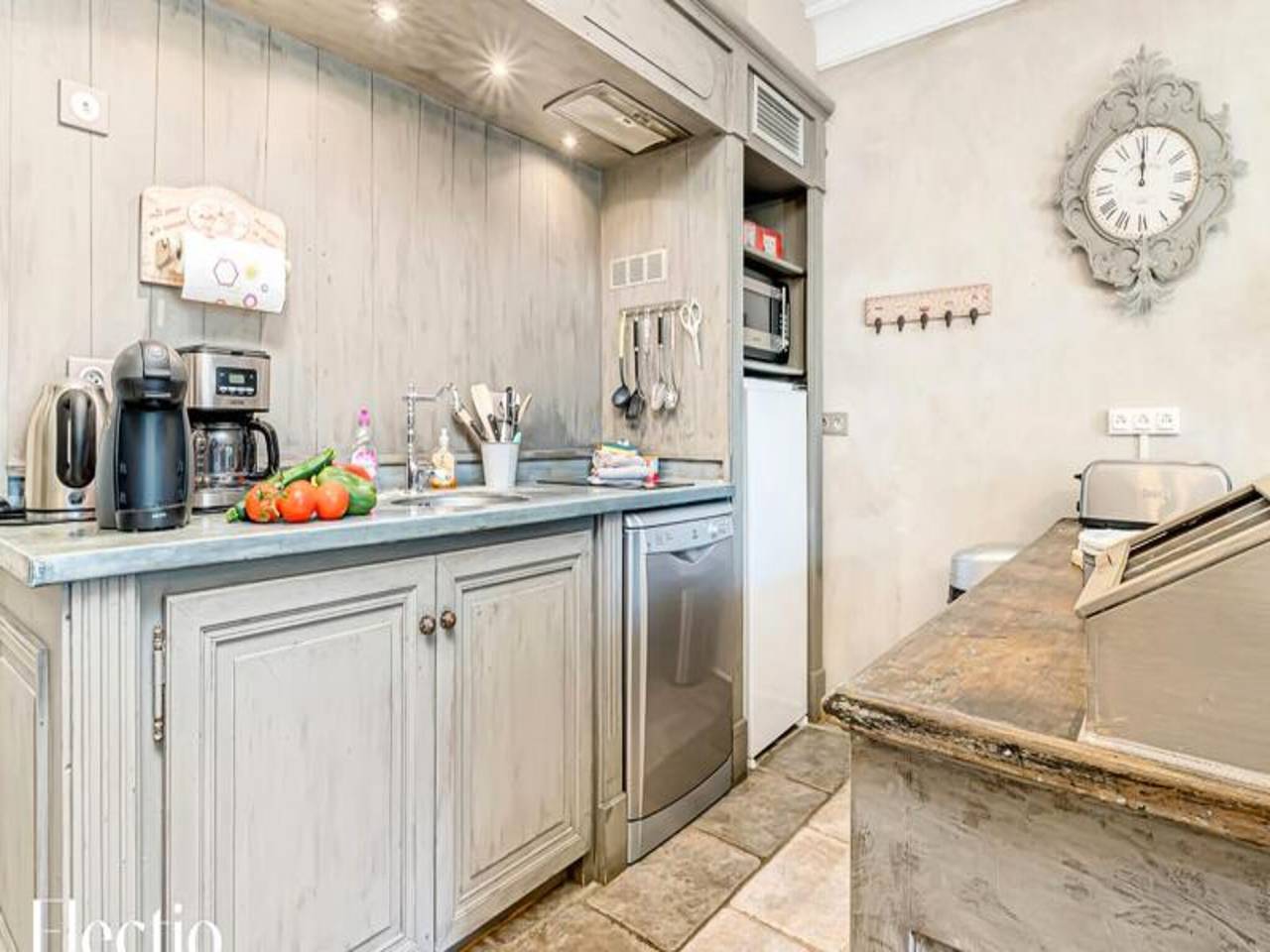 Apartamento entero, Apartamento en Oppéde con piscina climatizada in Oppède, Parque natural regional del Luberon