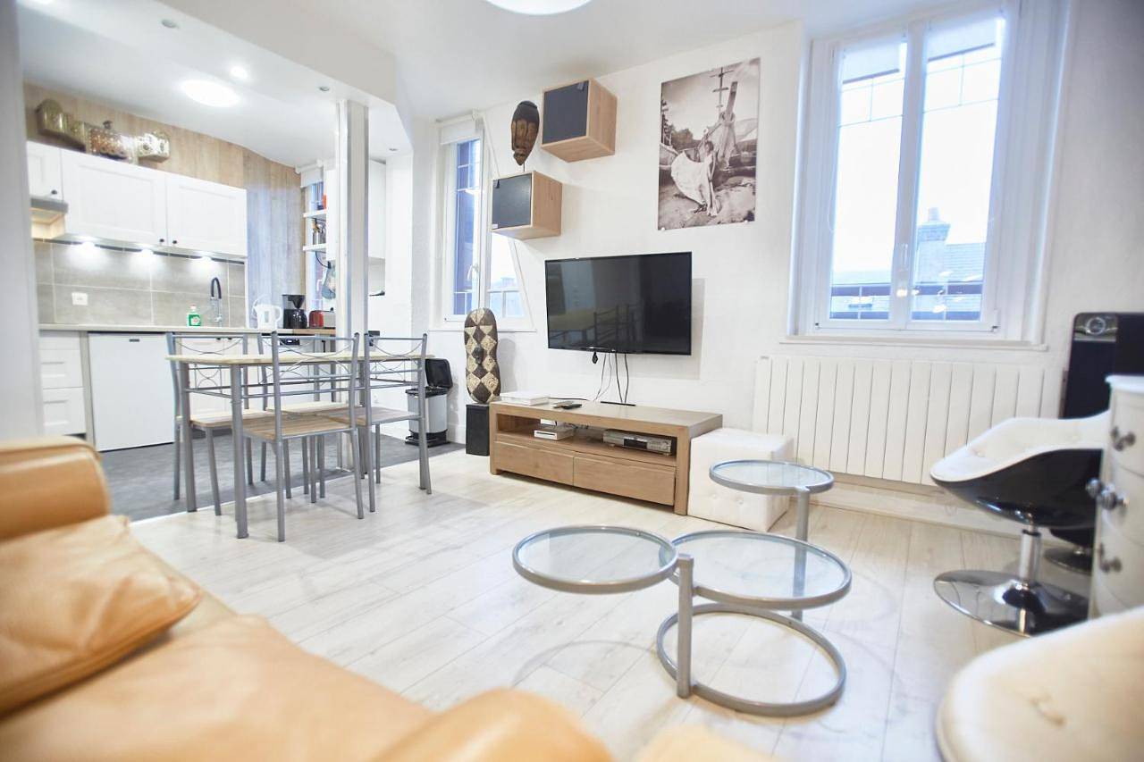 Appartement entier, Two-Bedroom Apartment in Étretat, Région du Havre