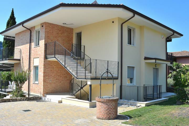 Ferienhaus für 6 Personen, mit Garten und Terrasse sowie Seeblick, mit Haustier in Garda - 2