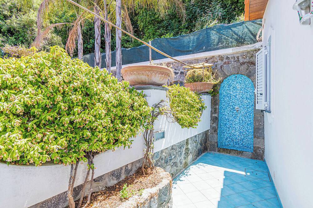 Entire apartment, Dependance Castiglione With Pool And View, Ischia, Italy in Casamicciola Terme, Ischia