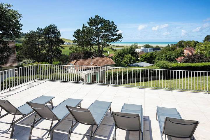 Villa für 14 Personen, mit Balkon und Garten sowie Whirlpool - 1