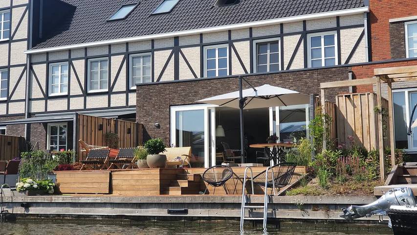 Location de vacances pour 8 personnes, avec jardin à Alkmaar