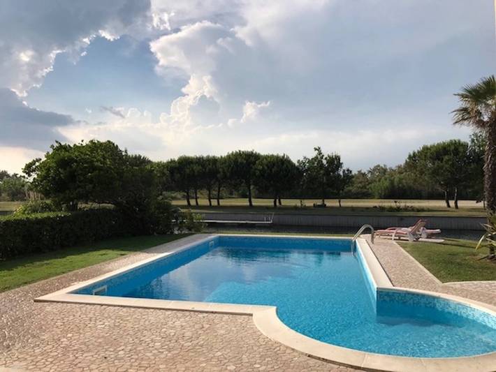 Villa für 9 Personen, mit Garten und Whirlpool sowie Balkon in Venetien - 4