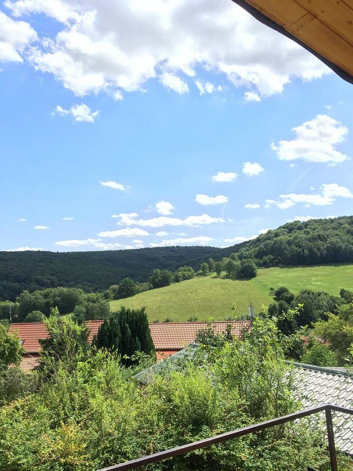 Bungalow für 4 Personen, mit Balkon/Terrasse und Sauna sowie Pool und Balkon in Thüringen - 2