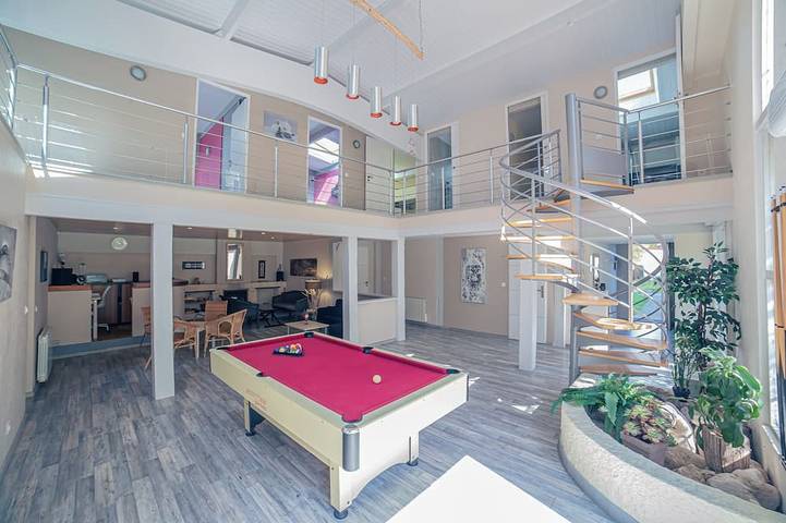 Villa pour 25 personnes, avec jardin ainsi que sauna et jacuzzi à Soulac-sur-Mer