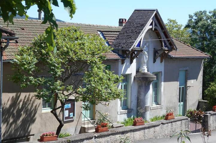 Gîte pour 12 personnes, avec jardin - 1