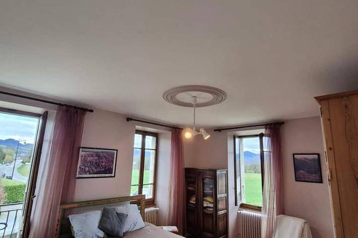 Location de vacances pour 6 personnes, avec jardin ainsi que piscine et balcon à Nangy - 4