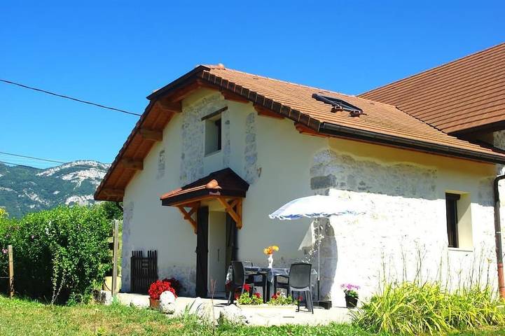 Location de vacances pour 2 personnes, avec Terrasse et Jardin à Myans