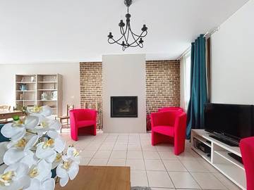 Gîte pour 8 personnes, avec terrasse et jardin à Margny-lès-Compiègne