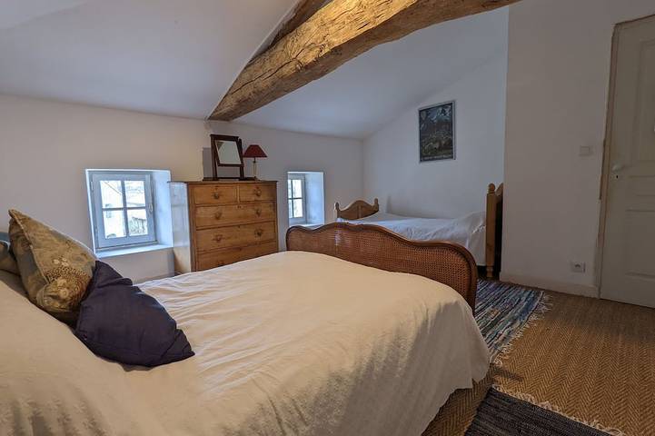 Location de vacances pour 13 personnes, avec jardin à Saint-Ciers-du-Taillon - 4