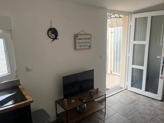 Gîte pour 2 personnes, avec terrasse, animaux acceptés dans Neuville-Saint-Rémy - 3